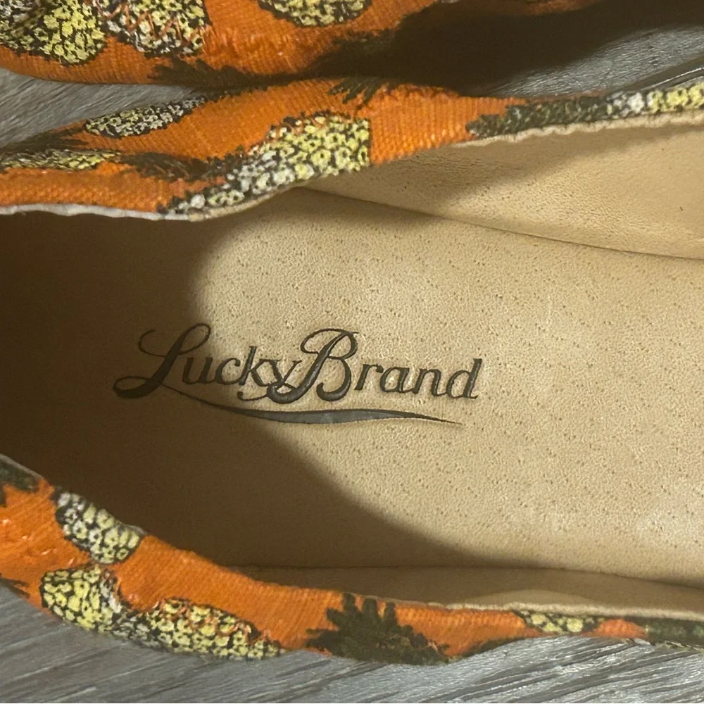 50%offw❤️Lucky Brand Ballet Flats 9.5 Orange Pineapple Artsy Ballerina Shoes
